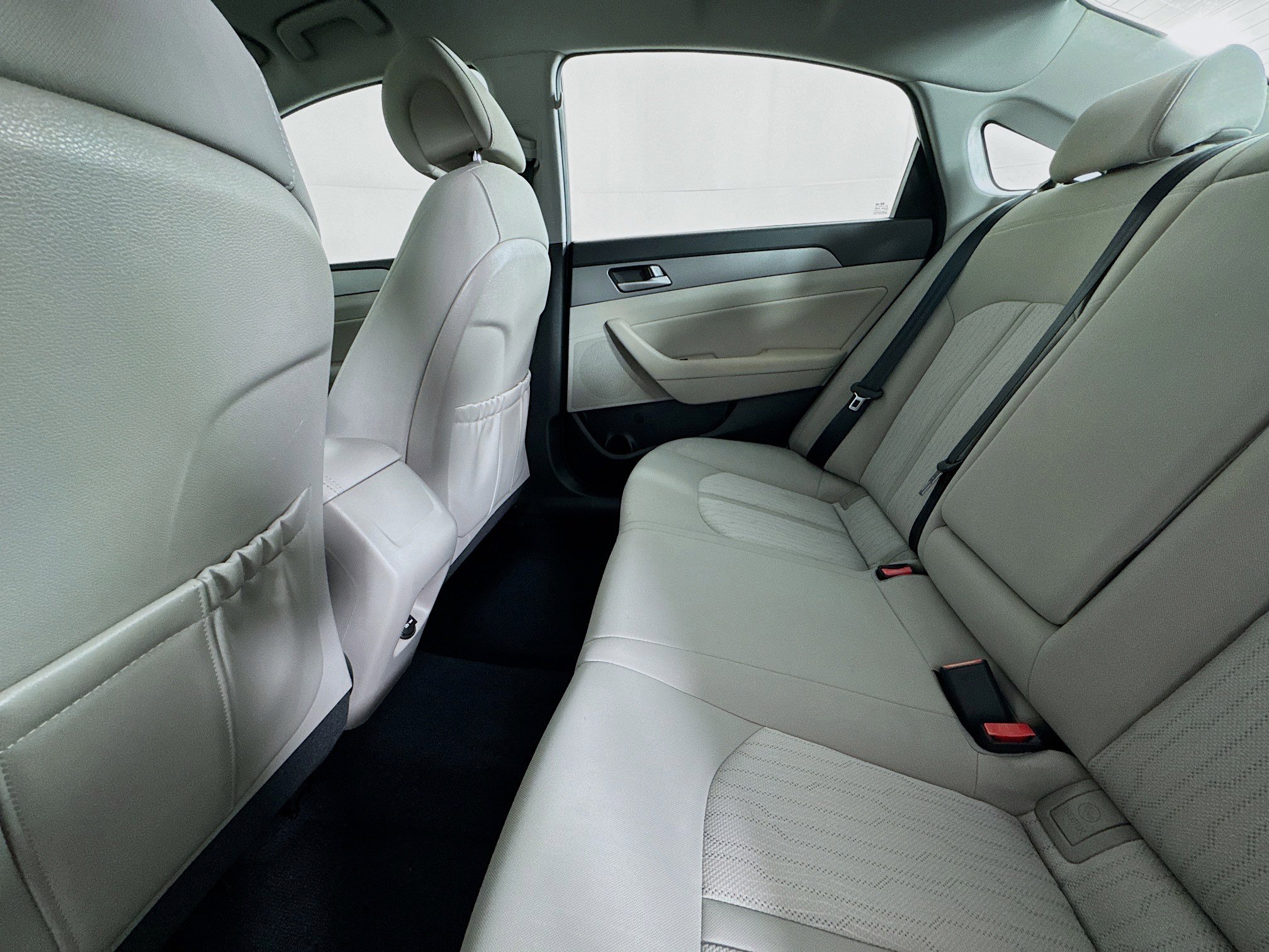 Used 2016 Hyundai Sonata SE image 24