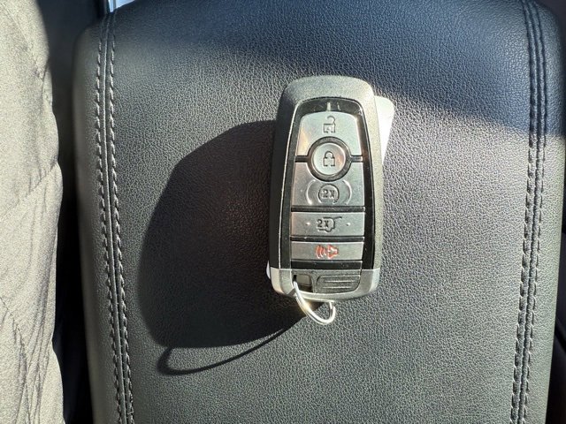 Used 2022 Ford Edge SEL w/ Convenience Package image 18