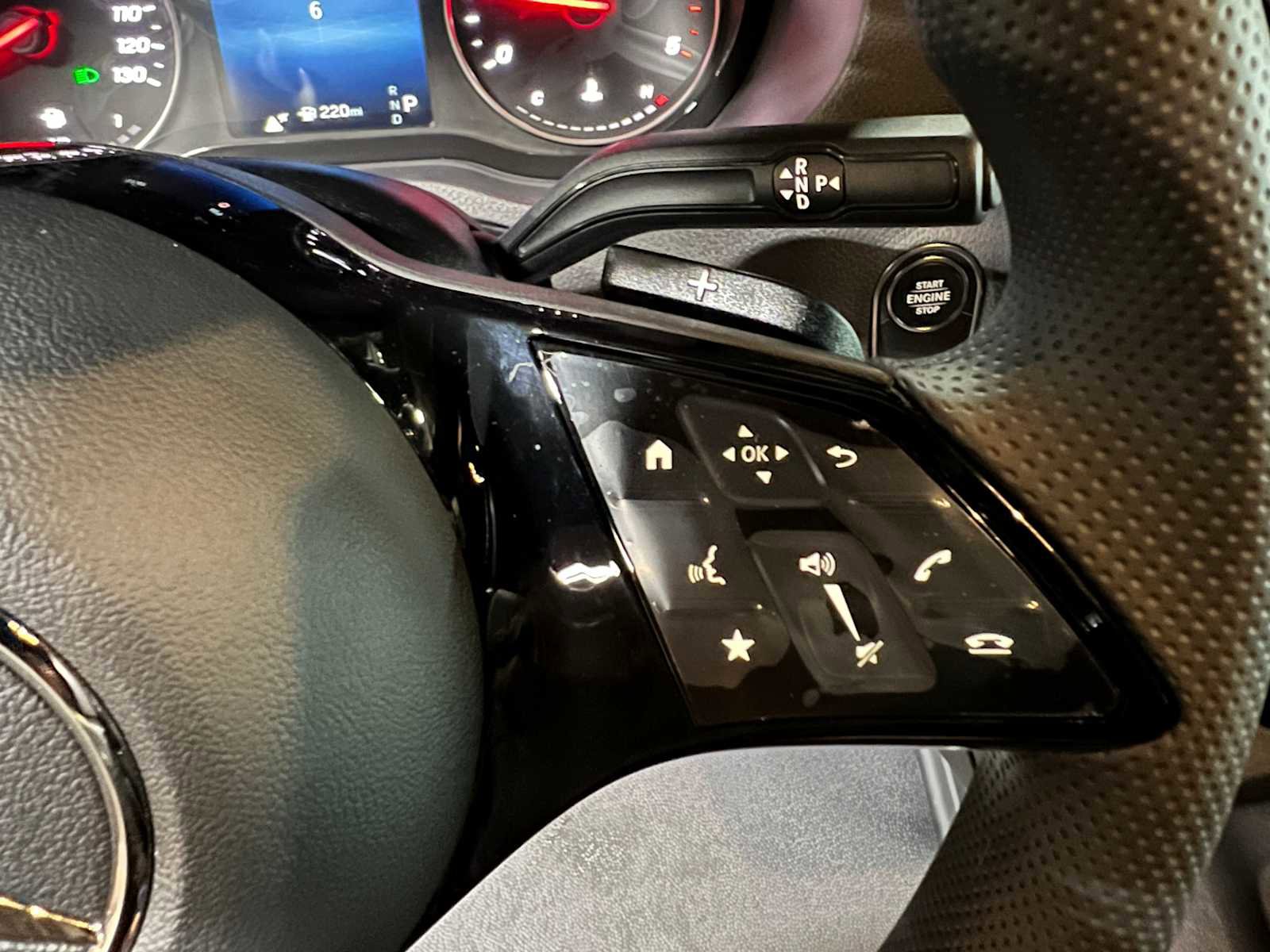 Used 2025 Mercedes-Benz Sprinter 2500 image 27