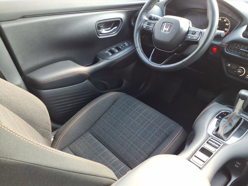 Used 2024 Honda HR-V Sport image 16