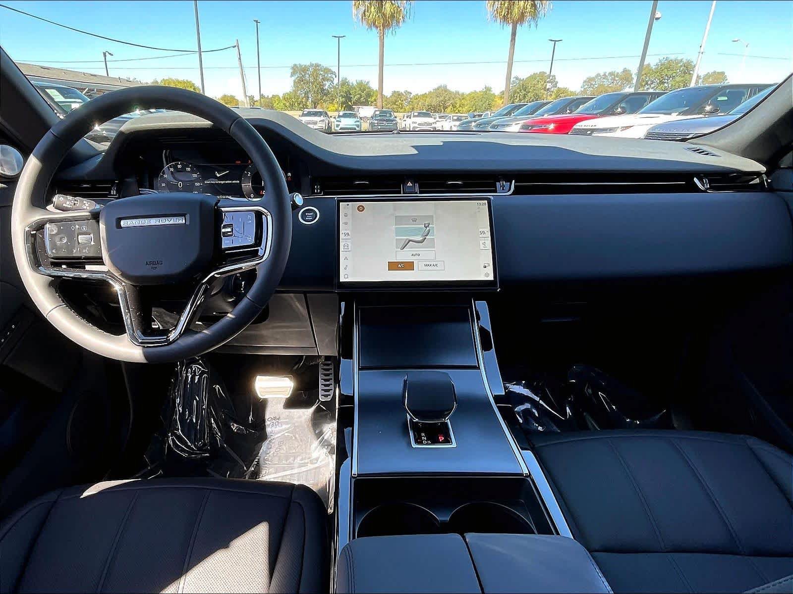 New 2026 Land Rover Range Rover Evoque Dynamic SE AWD/4WD image 7