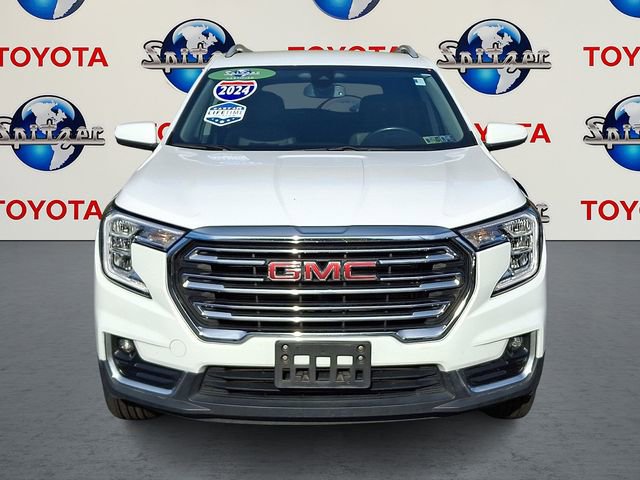 Used 2024 GMC Terrain SLT image 2
