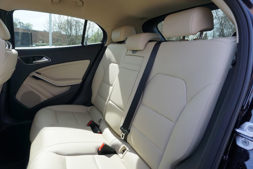 Used 2019 Mercedes-Benz GLA 250 4MATIC image 21