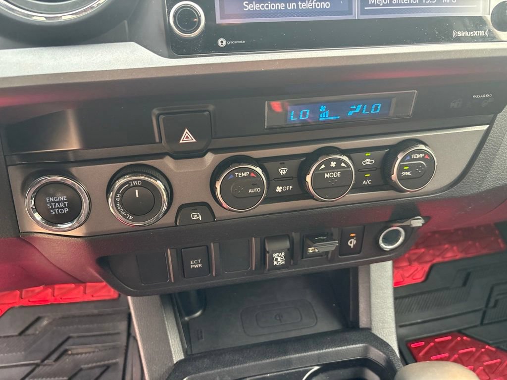 Used 2021 Toyota Tacoma TRD Sport AWD/4WD image 18
