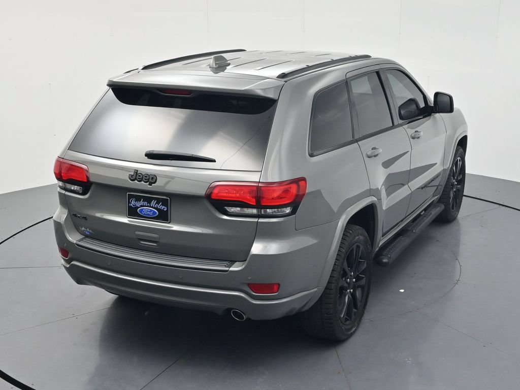 Used 2022 Jeep Grand Cherokee Laredo X AWD/4WD image 40