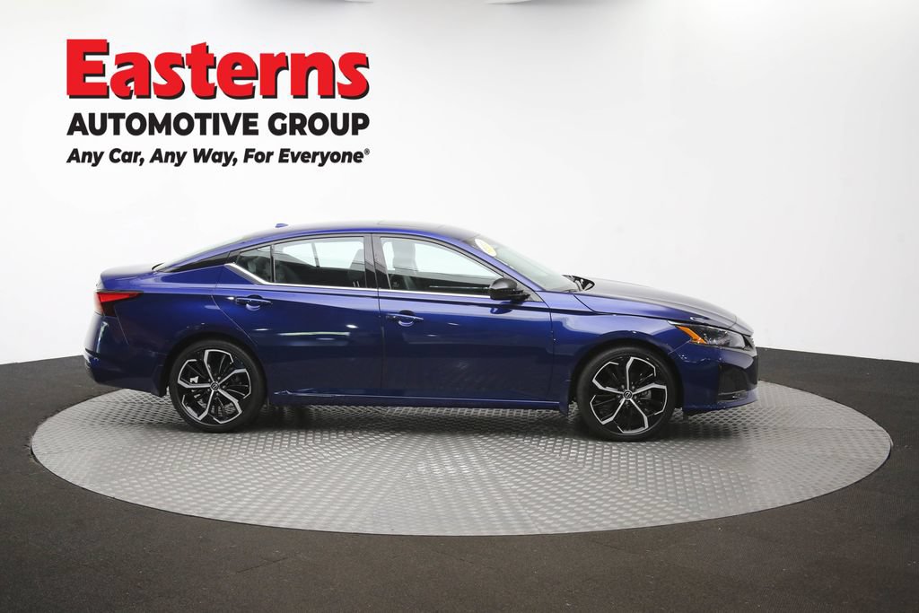 Used 2024 Nissan Altima 2.5 SR w/ SR Premium Package FWD image 47