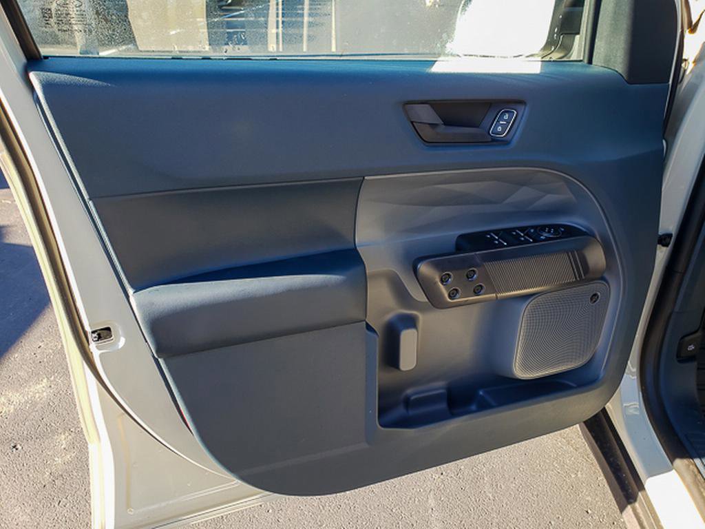 New 2025 Ford Maverick Lariat w/ Black Appearance Package AWD/4WD image 6