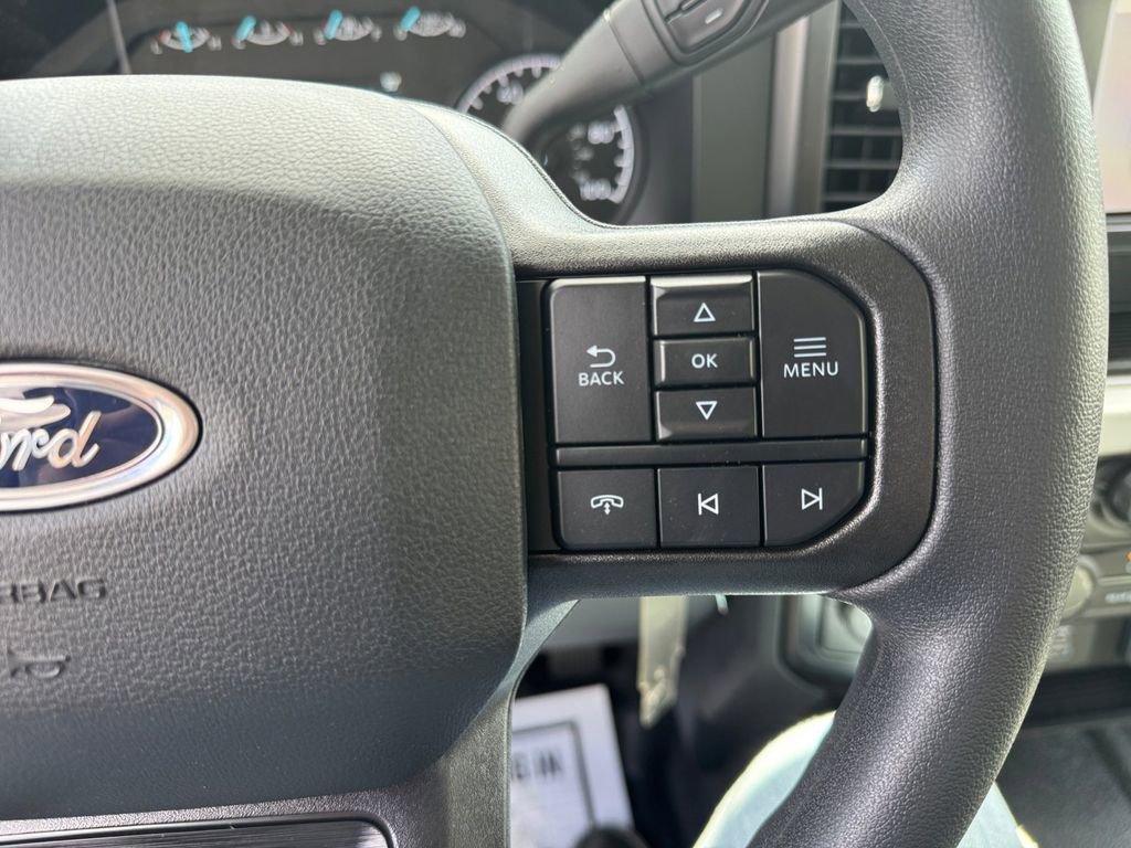 New 2026 Ford F550 4x4 Regular Cab Super Duty image 31