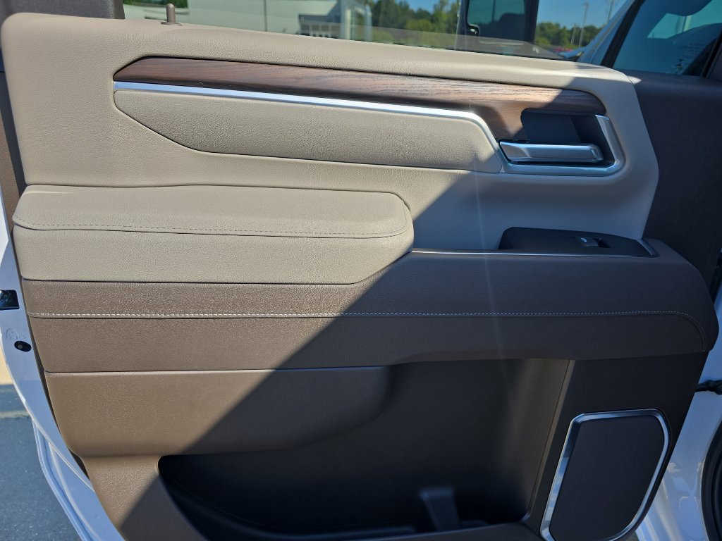 New 2026 GMC Sierra 2500 SLT w/ SLT Premium Package image 12