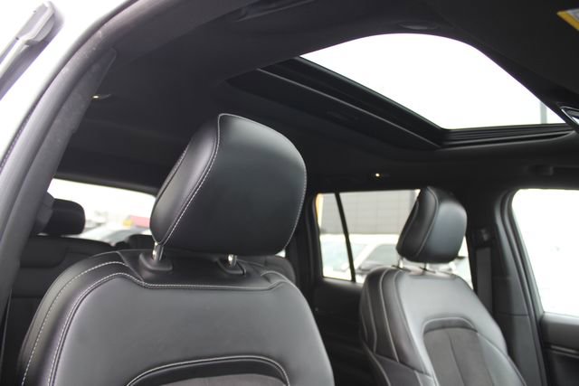 Used 2023 Jeep Grand Cherokee Altitude image 33