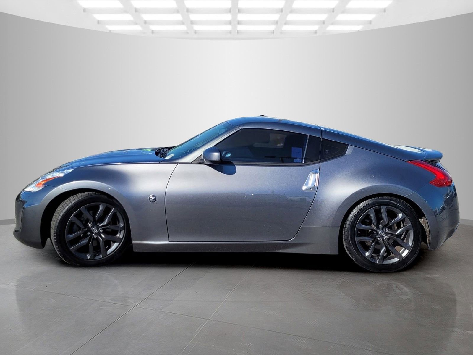 Used 2015 Nissan 370Z Touring w/ Aerodynamics Package image 7