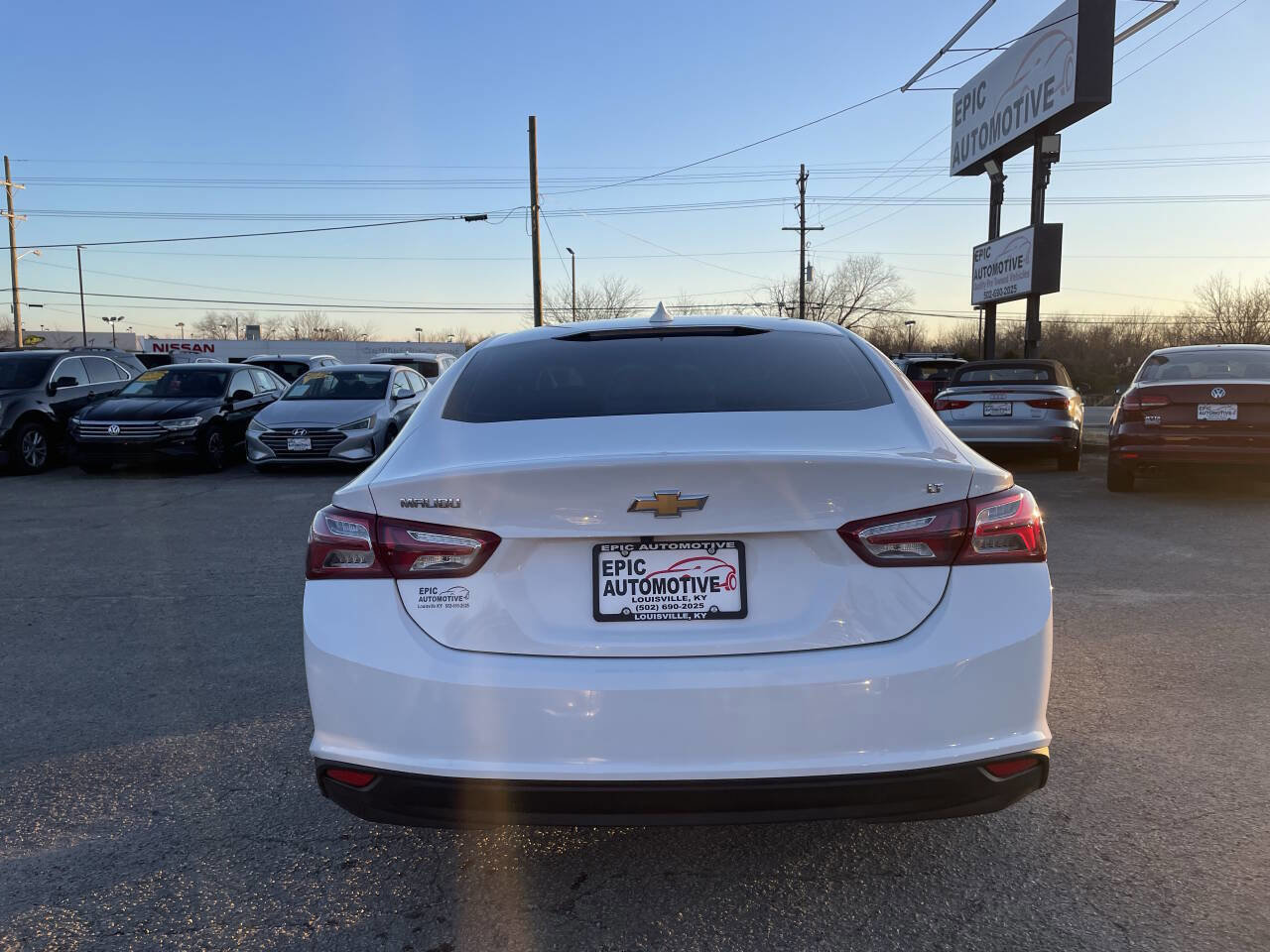 Used 2022 Chevrolet Malibu LT image 7