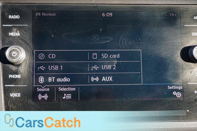 Used 2019 Volkswagen Tiguan SE image 23