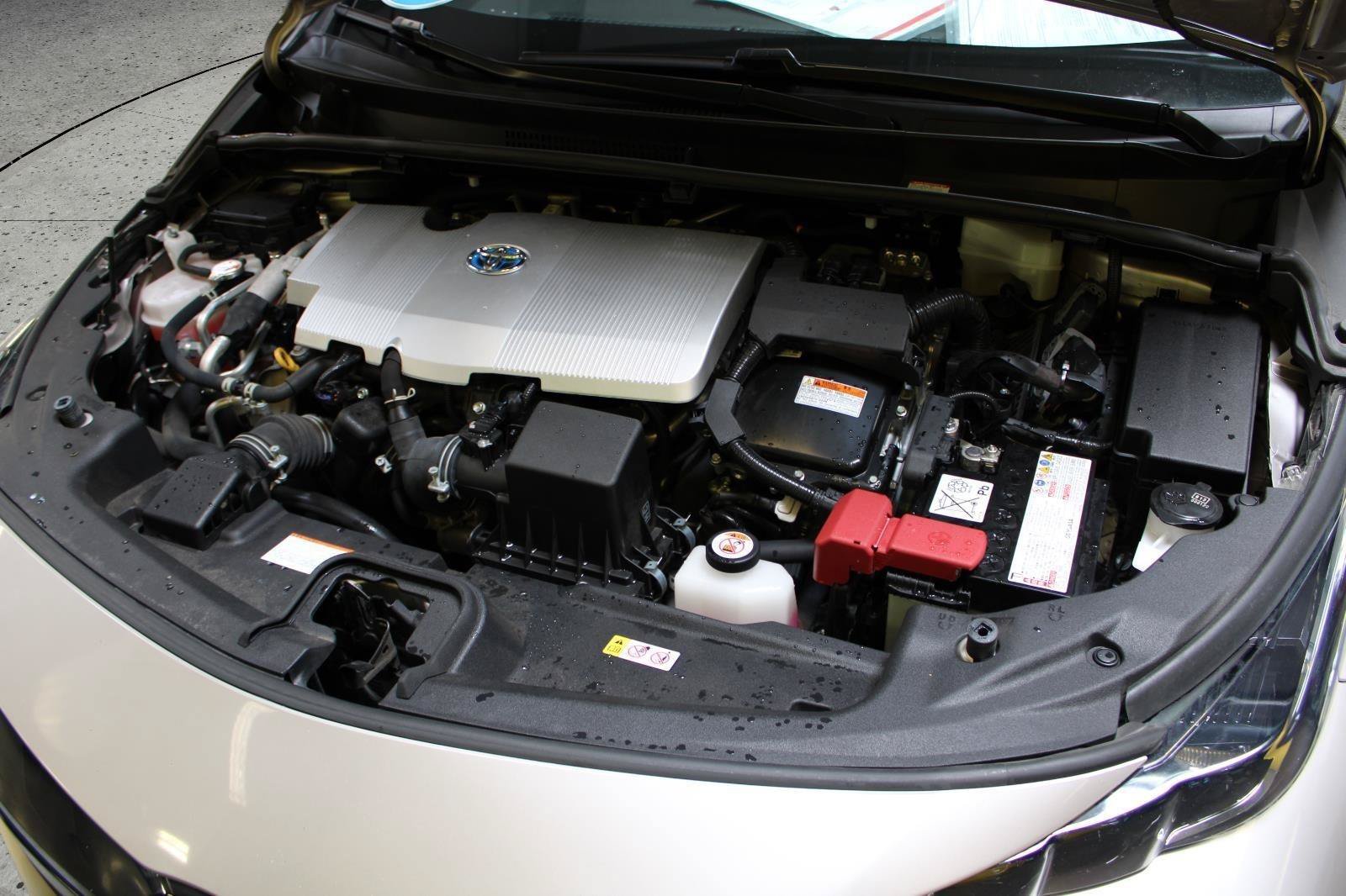 Used 2021 Toyota Prius Prime XLE FWD image 50