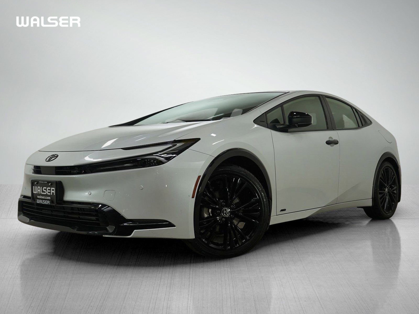 Used 2026 Toyota Prius AWD image 1