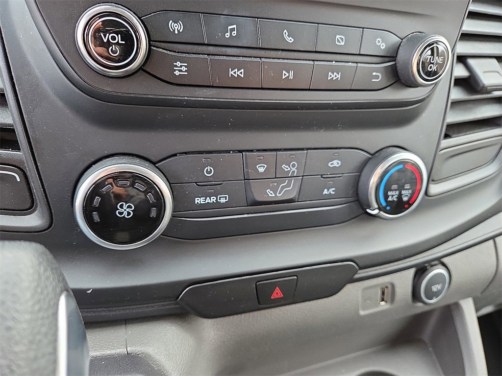 Used 2022 Ford Transit 350 XL image 17