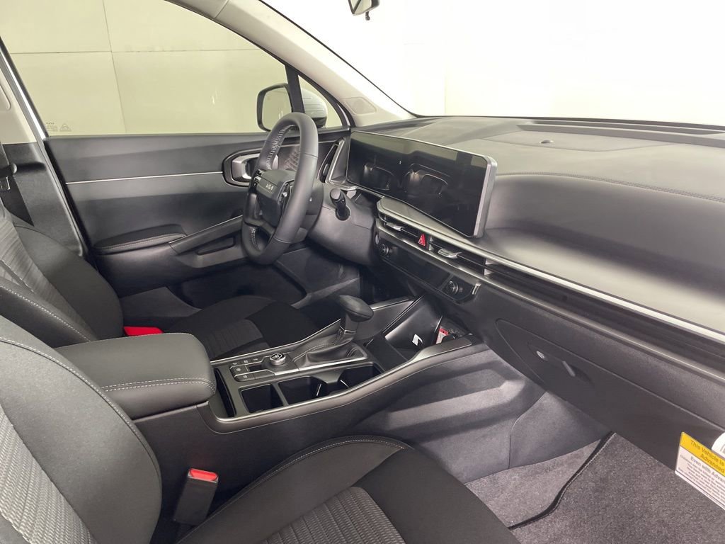 New 2026 Kia Sorento LX image 14