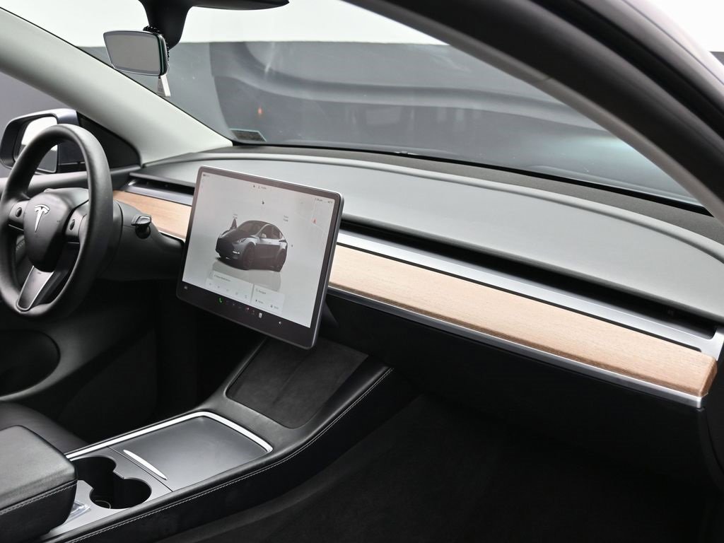 Used 2022 Tesla Model Y Performance image 38