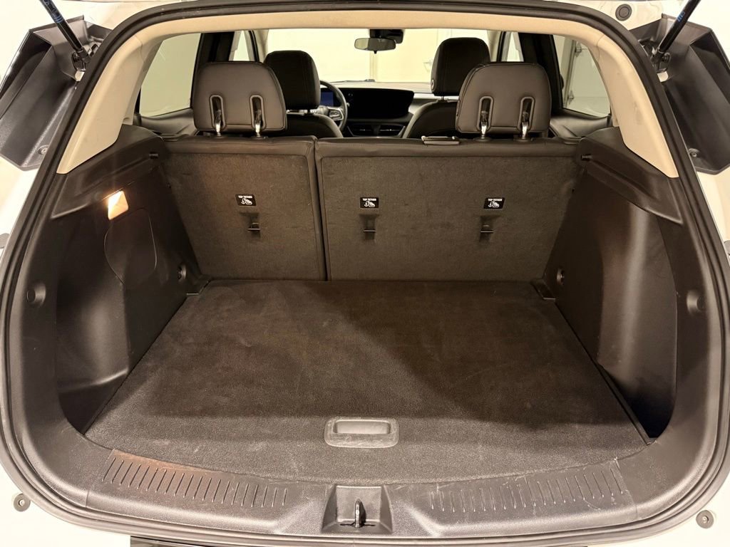 Used 2024 Buick Encore GX Sport Touring image 10