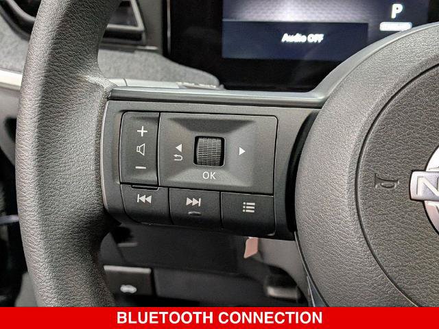 Certified 2025 Nissan Kicks SV w/ SV Premium Package AWD/4WD image 18