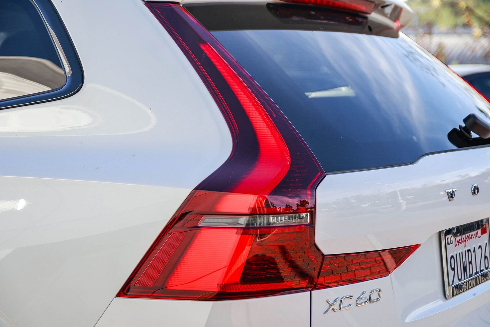 Certified 2026 Volvo XC60 B5 Plus w/ Climate Package AWD/4WD image 9