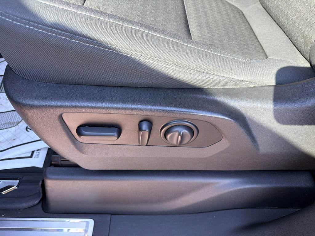 Used 2021 Chevrolet Silverado 1500 RST image 20