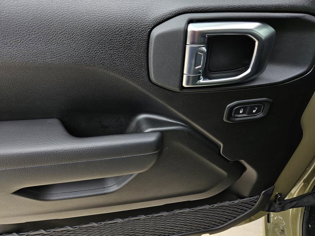 New 2026 Jeep Gladiator Sport image 13