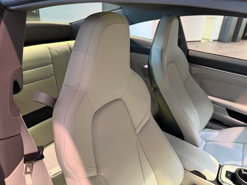 Certified 2024 Porsche 911 Carrera GTS image 24