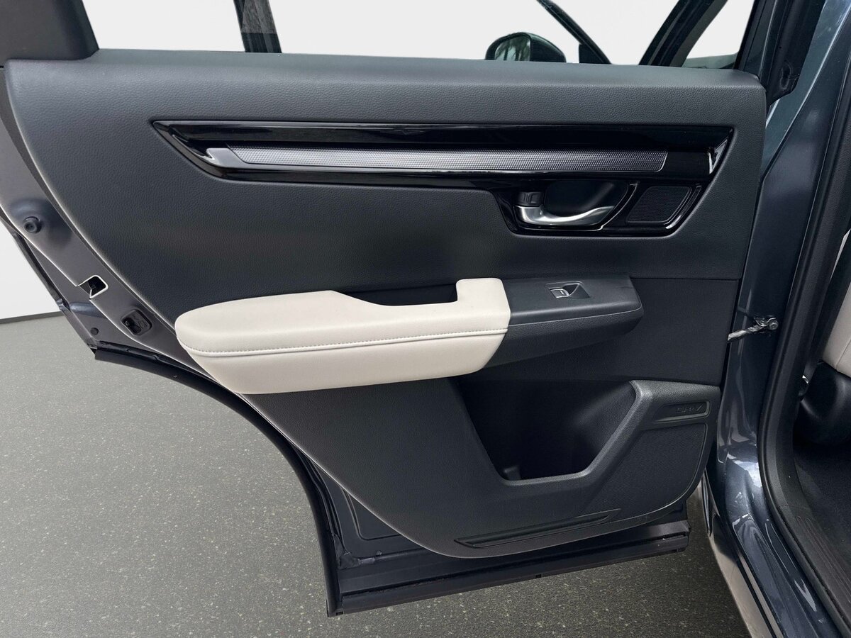 Used 2024 Honda CR-V EX-L image 11