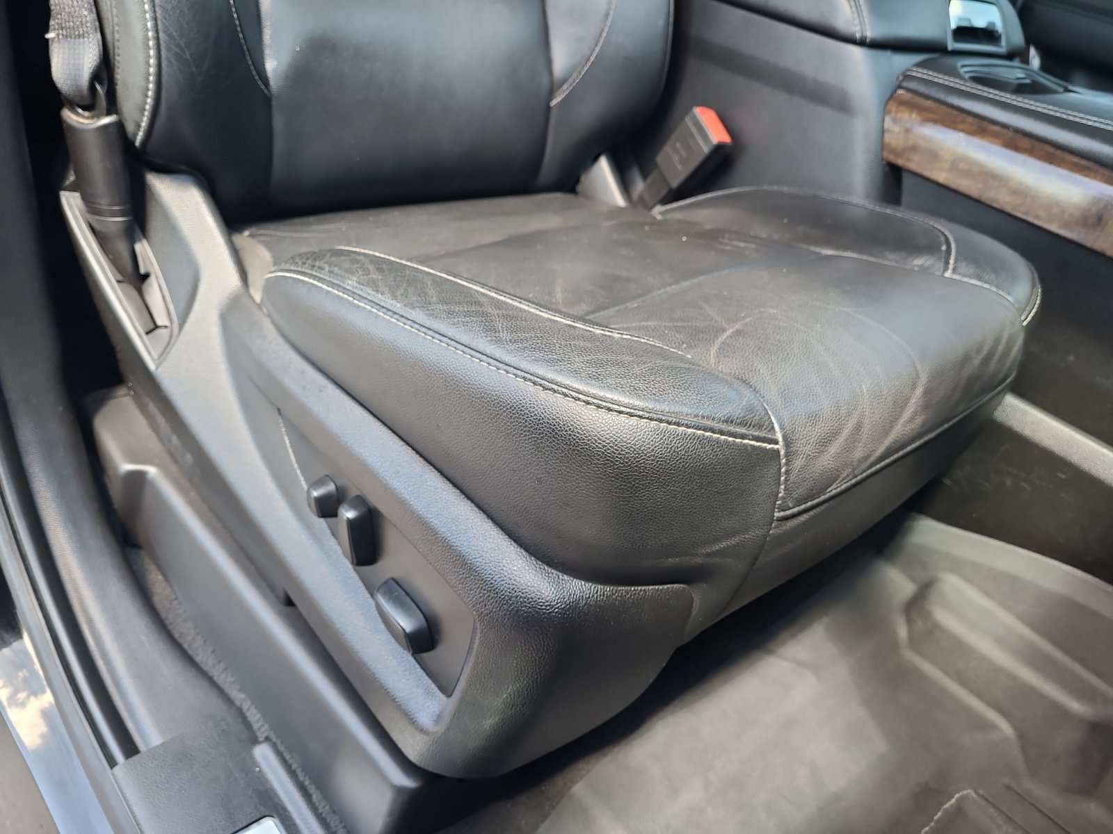 Used 2019 Chevrolet Tahoe LT AWD/4WD image 30