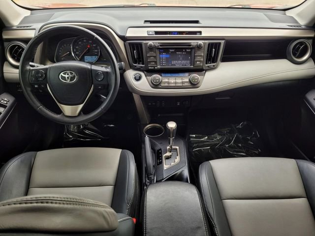 Used 2015 Toyota RAV4 Limited w/ Technology Package image 21