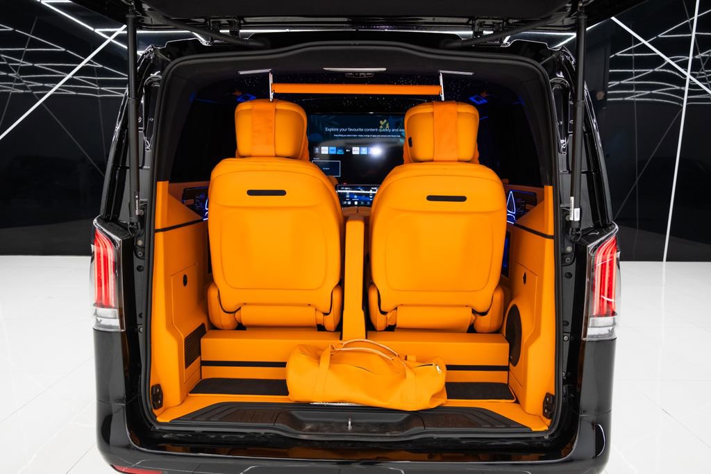 Used 2023 Mercedes-Benz Metris Passenger image 12