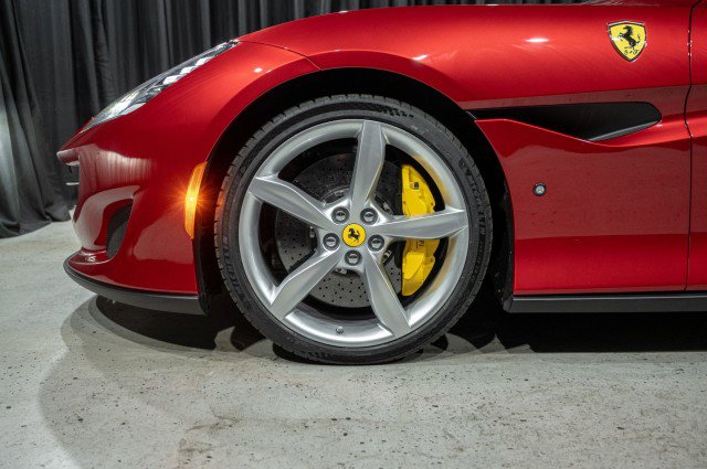 Used 2020 Ferrari Portofino image 7