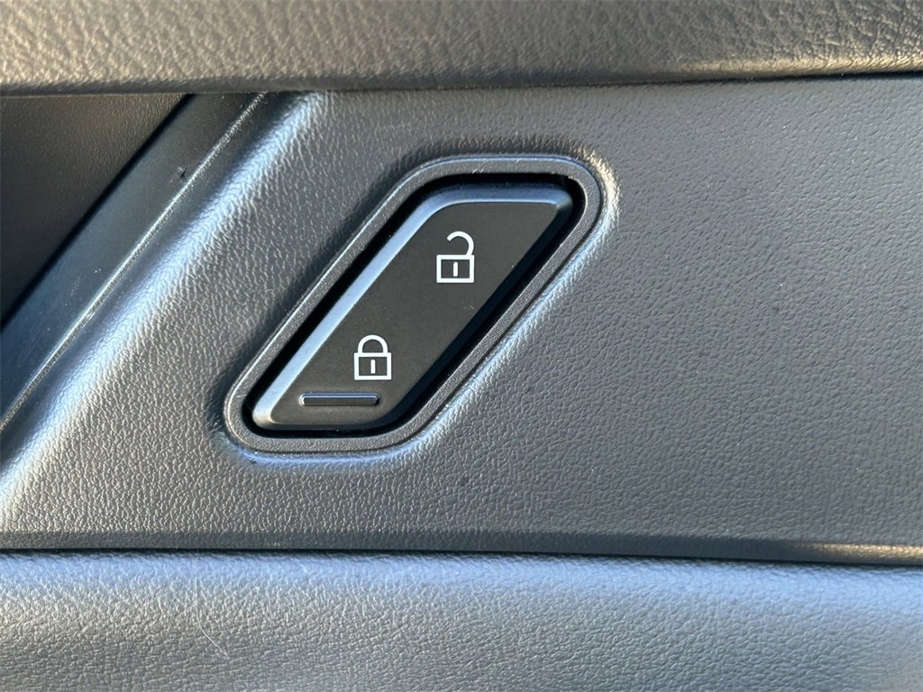 Used 2025 MAZDA CX-30 AWD 2.5 S w/ Select Sport Pkg image 22