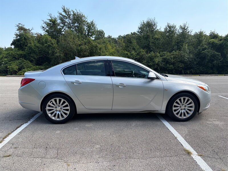 Used 2011 Buick Regal CXL w/ RL3 Preferred Equipment Group FWD image 6