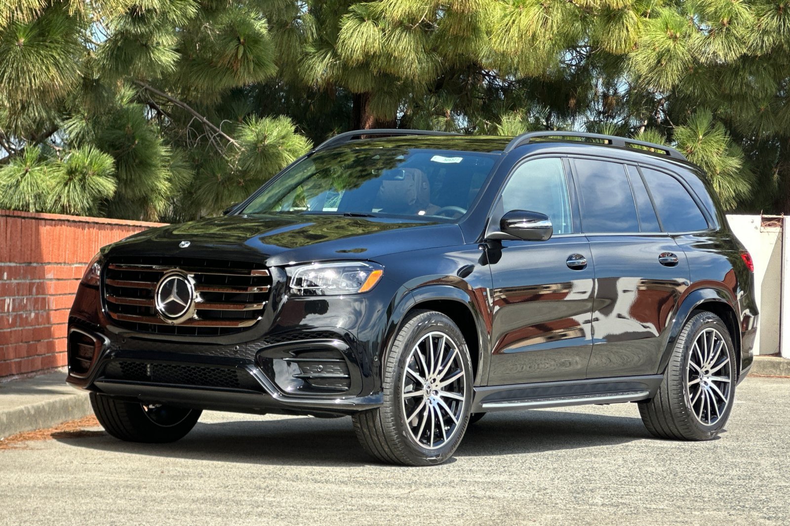 New 2026 Mercedes-Benz GLS 580 4MATIC image 8