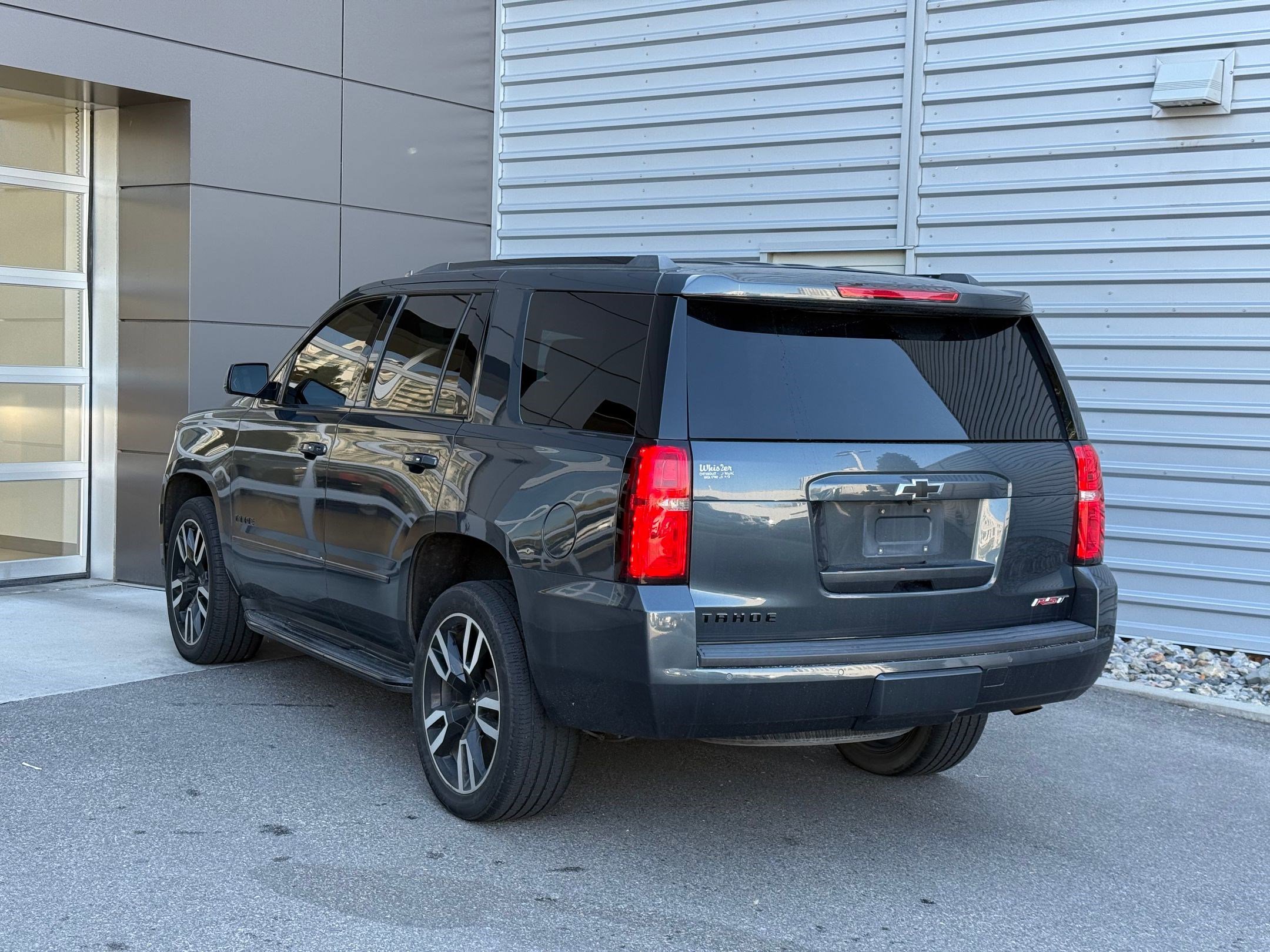 Used 2020 Chevrolet Tahoe Premier w/ 6.2L Performance Package image 3