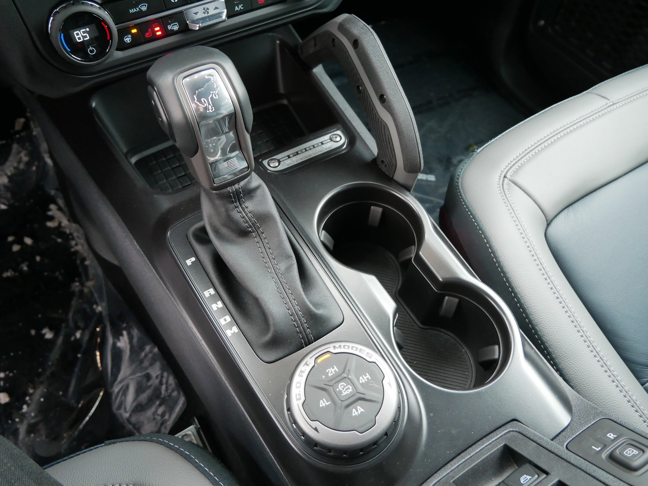 New 2024 Ford Bronco Outer Banks w/ Sasquatch Package image 9