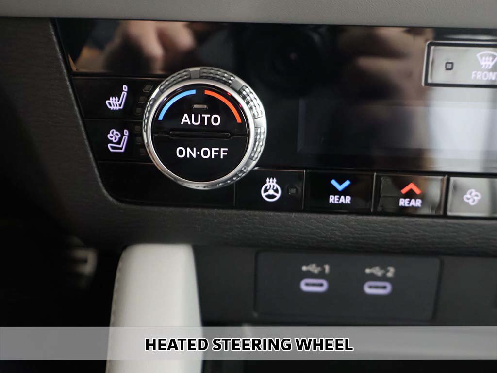New 2026 Mitsubishi Outlander SEL AWD/4WD image 11