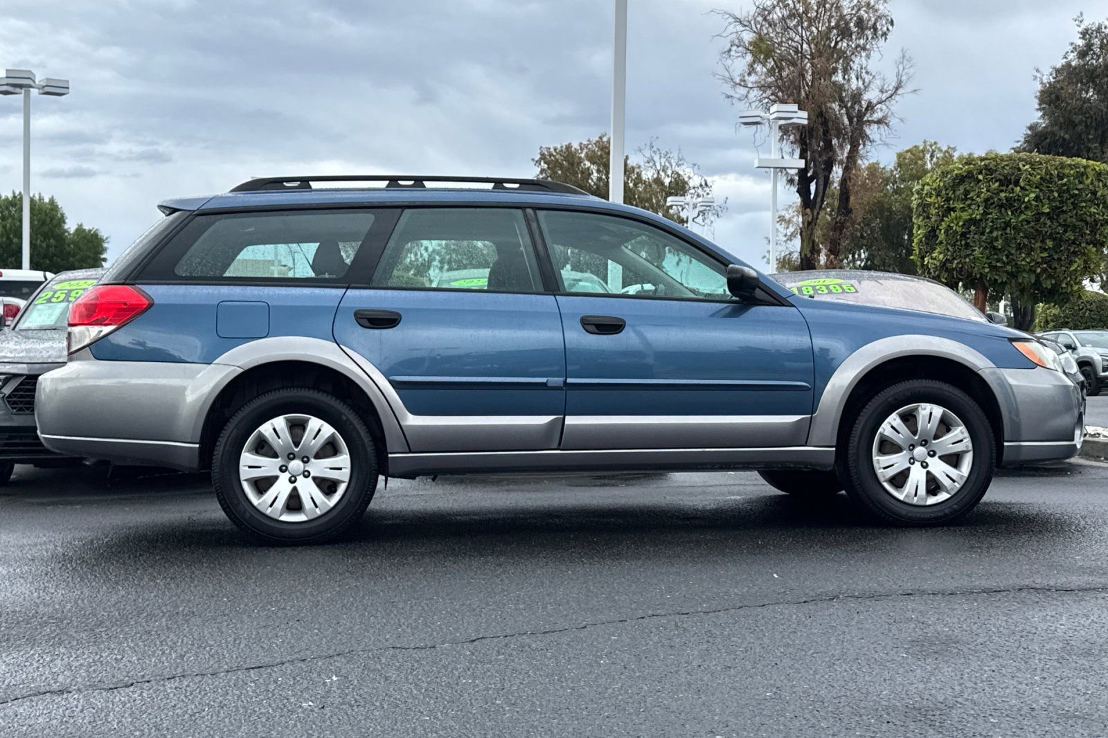 Used 2009 Subaru Outback 2.5i image 4