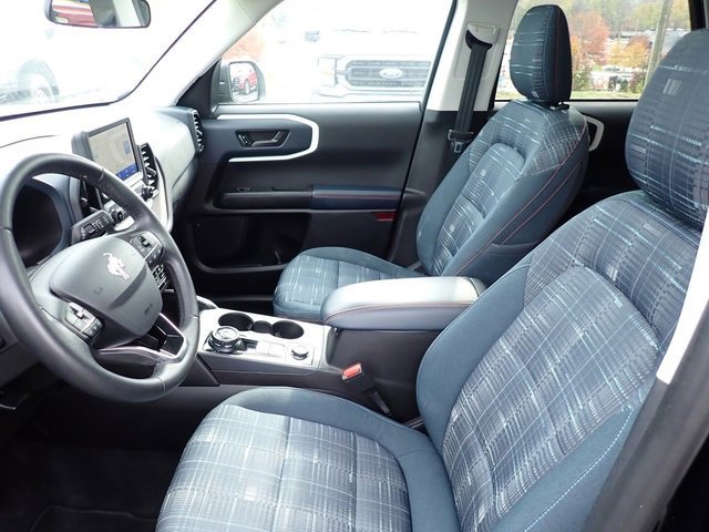 Used 2024 Ford Bronco Sport Heritage w/ Heritage Convenience Package image 16