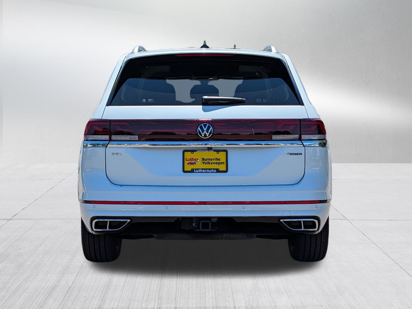 Certified 2024 Volkswagen Atlas SEL Premium R-Line AWD/4WD image 6