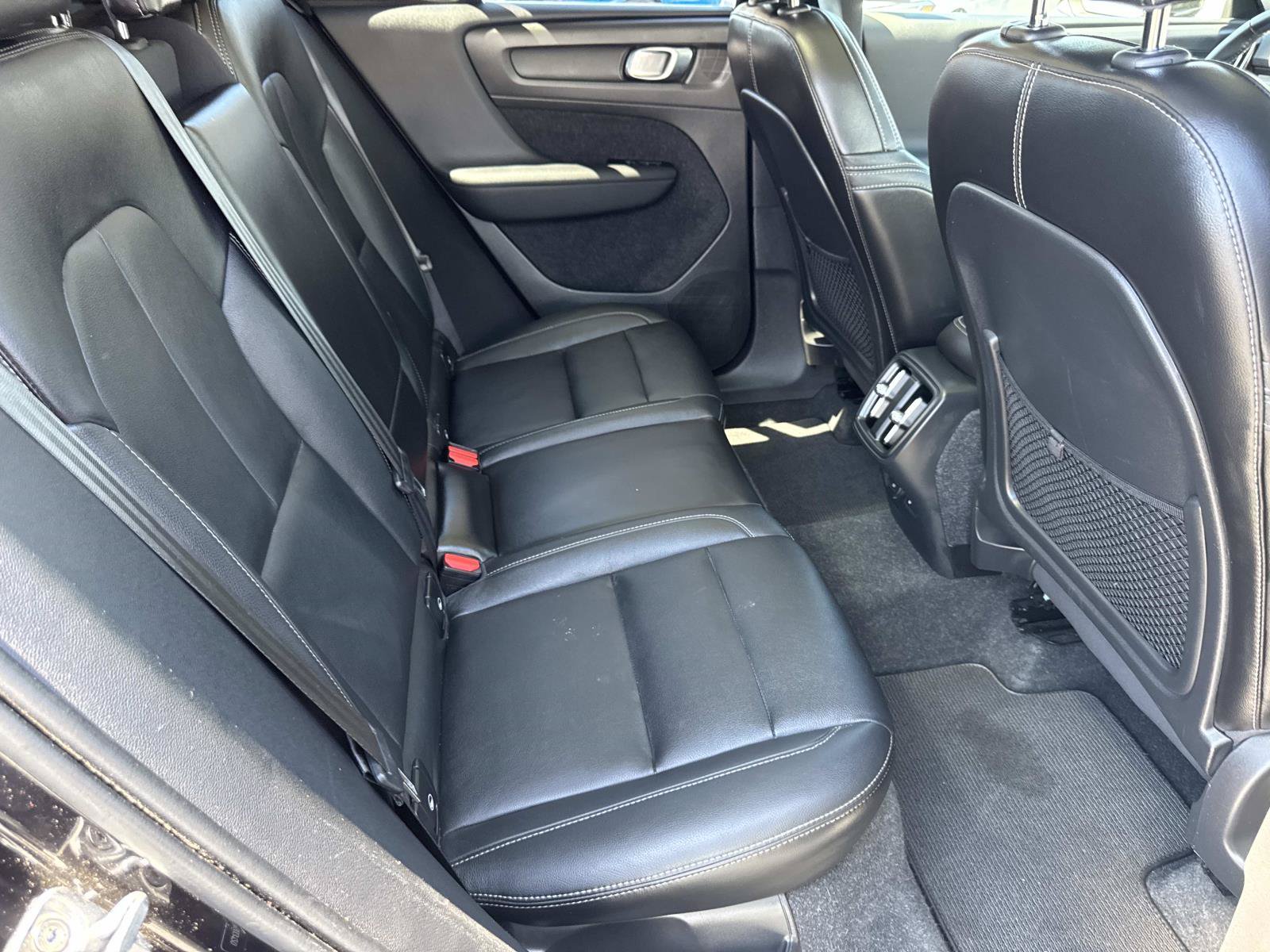 Used 2021 Volvo XC40 T5 Inscription w/ Climate Package AWD/4WD image 32
