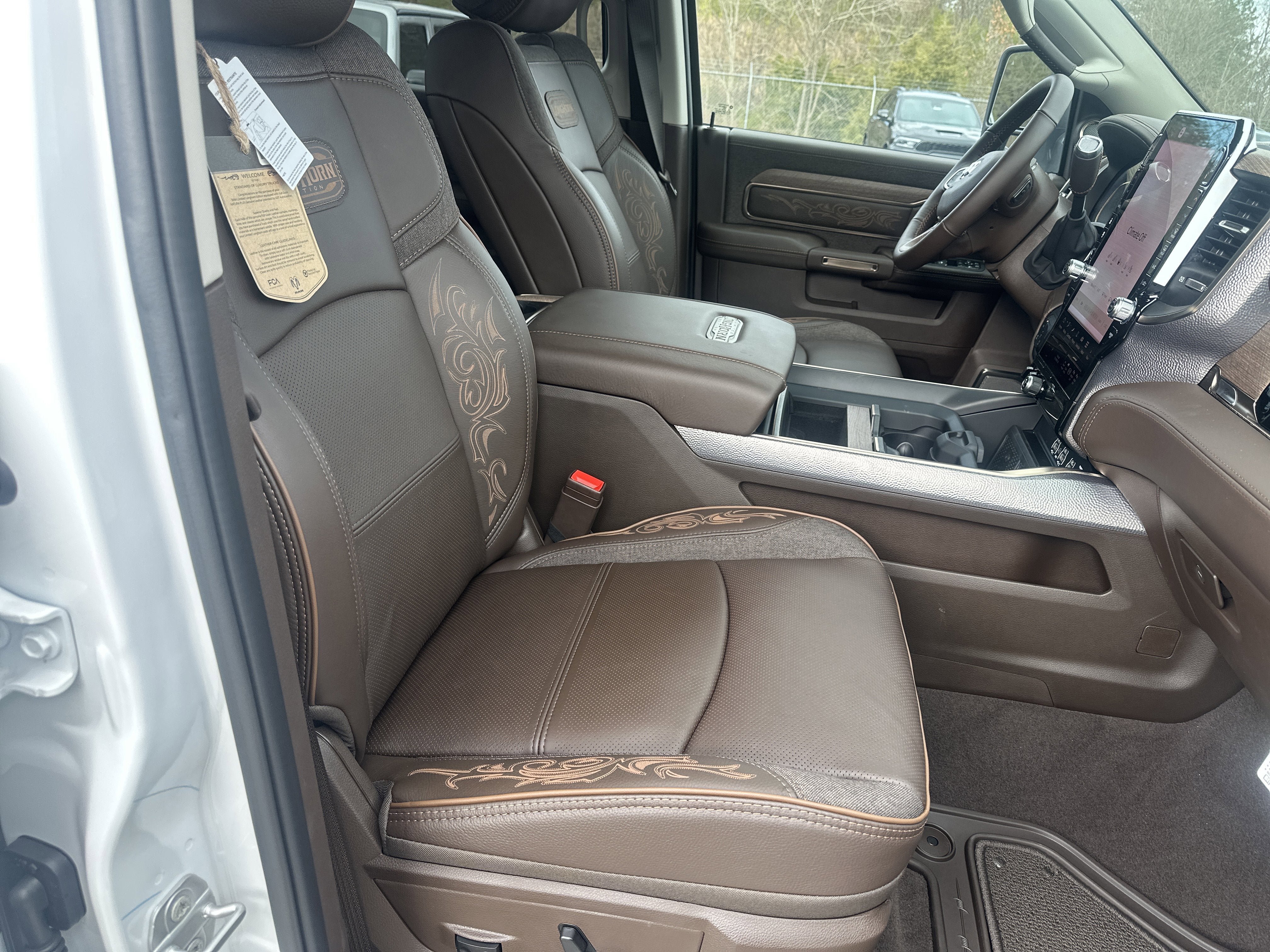 New 2026 RAM 3500 Longhorn image 35