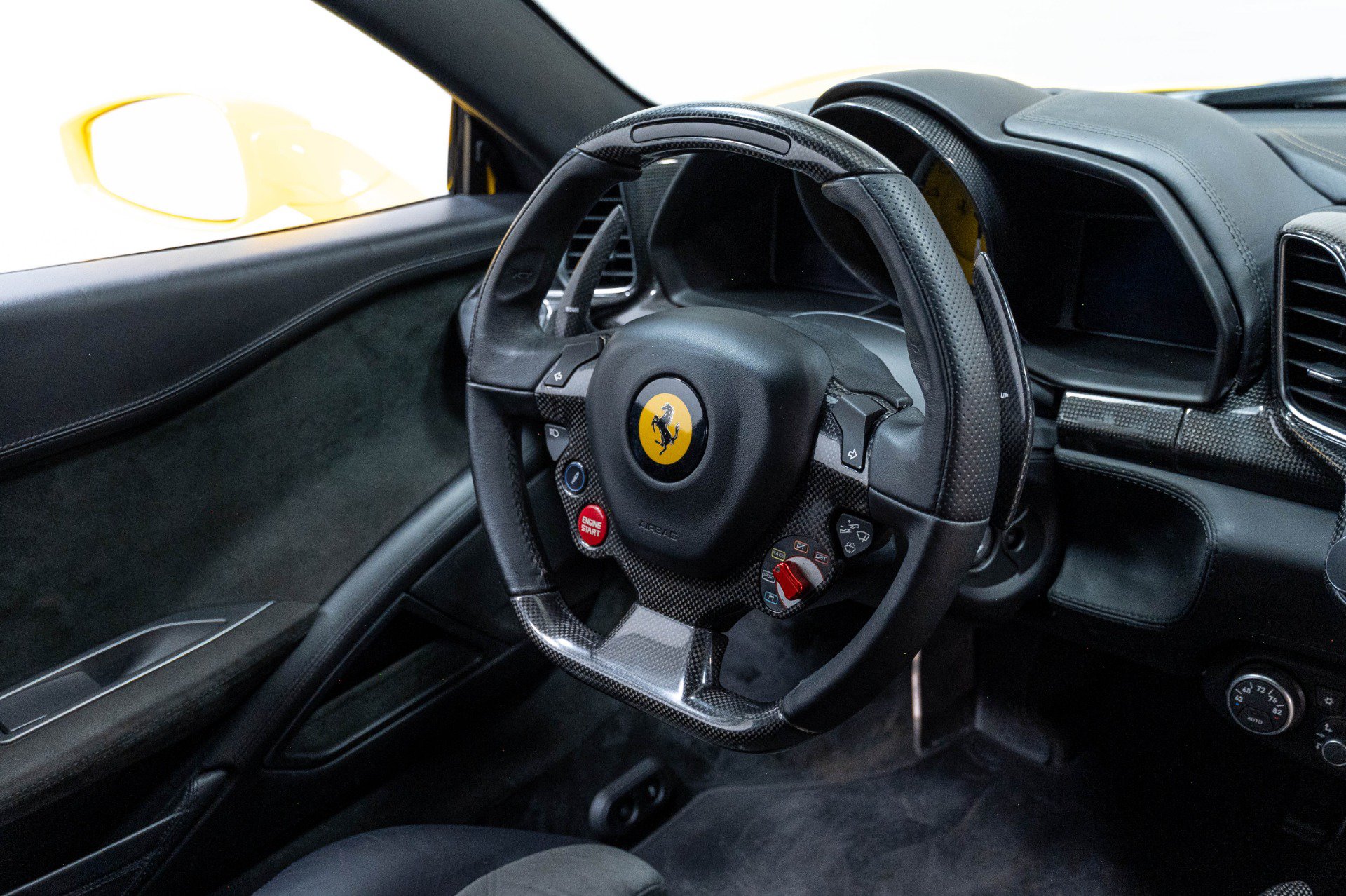 Used 2010 Ferrari 458 Italia Coupe RWD image 35