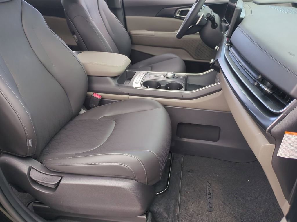 New 2026 Kia Carnival LXS image 27