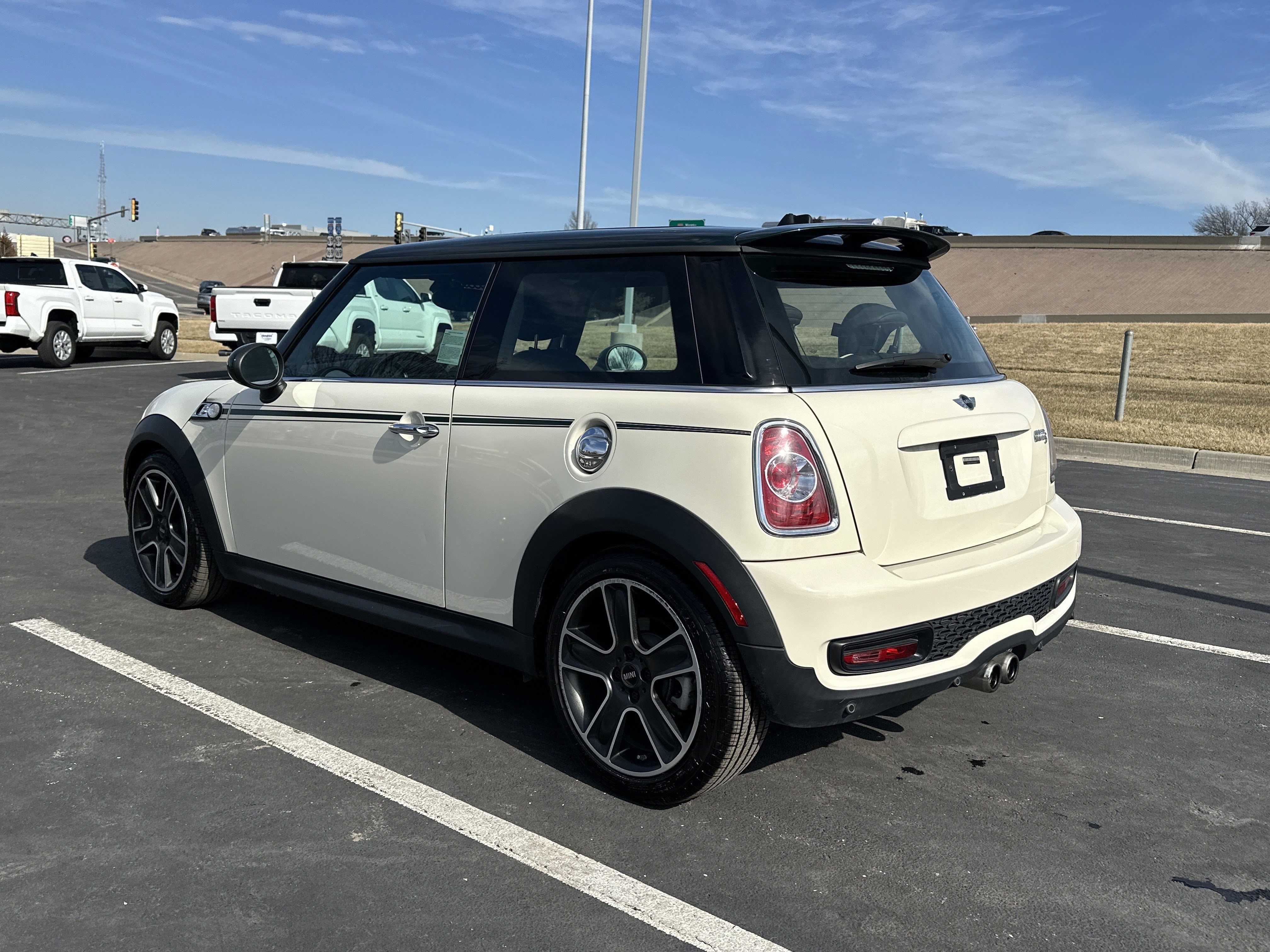 Used 2013 MINI Cooper S image 8