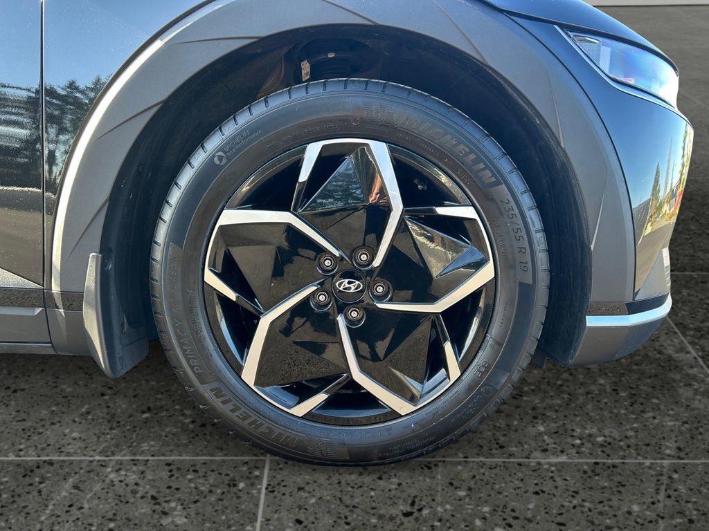 Certified 2024 Hyundai Ioniq 5 SEL image 9