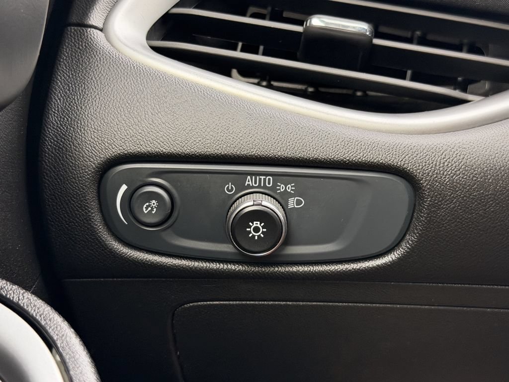Used 2024 Chevrolet Malibu LT FWD image 28