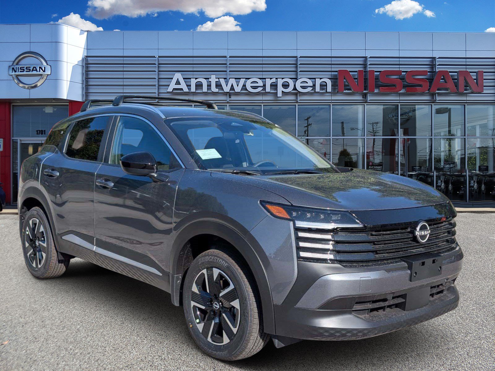 New 2027 Nissan Kicks SV AWD/4WD image 1